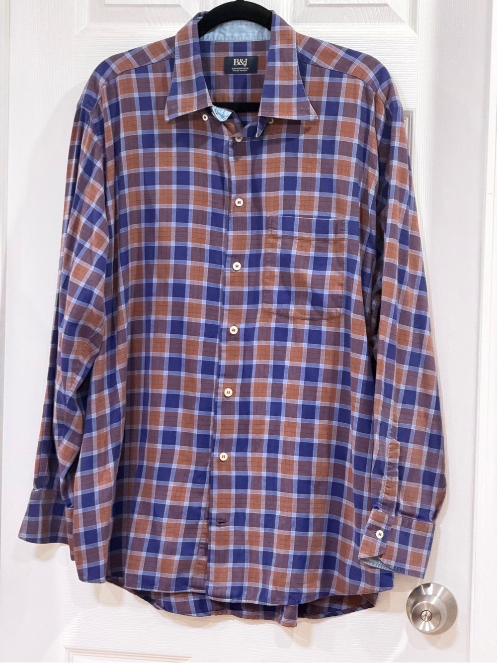 Men's Blue and Brown Plaid Button-Down Shirt